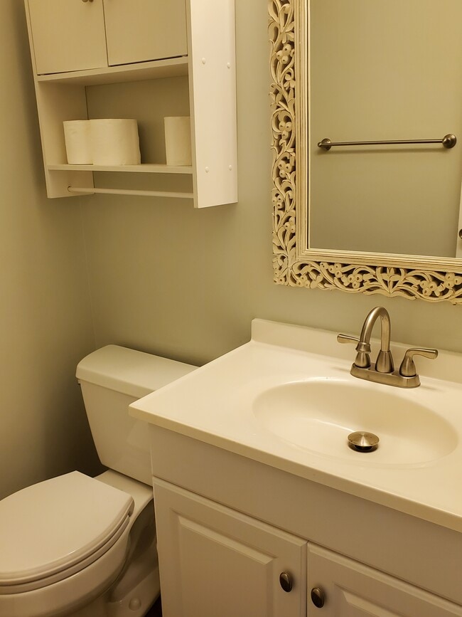 Building Photo - 2311 Treescape Dr