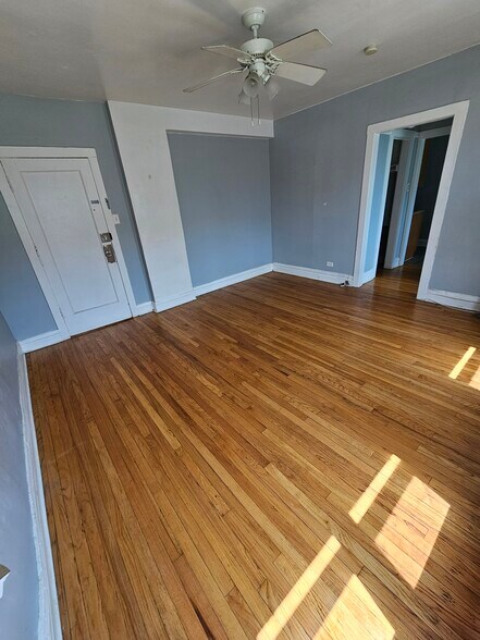 Building Photo - 4601 N Beacon St