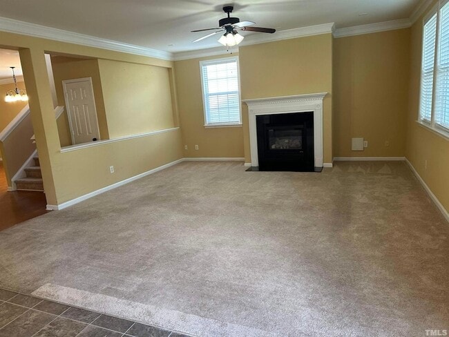 Building Photo - 213 Bikram Dr