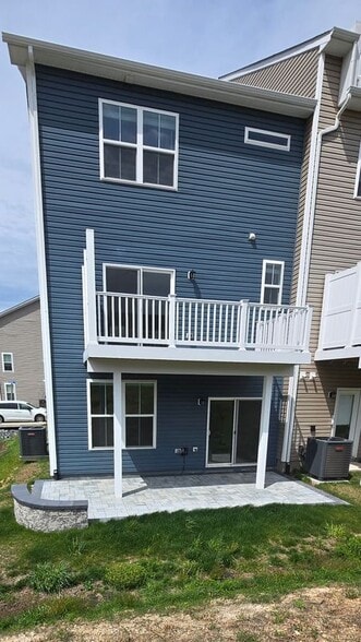 Building Photo - 1605 Aster Ln