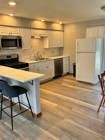 Building Photo - 2731 Caughey Rd