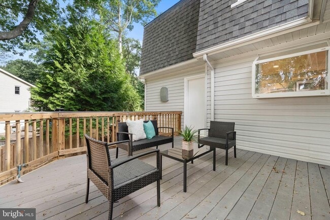 Building Photo - 10429 Headly Ct