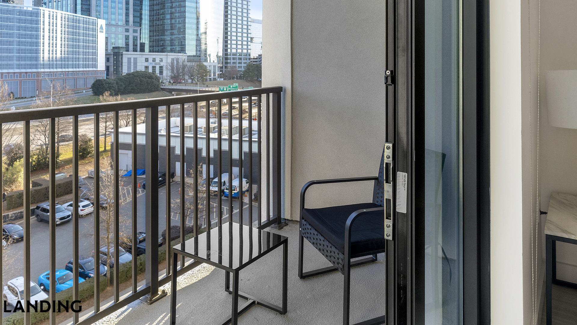 Building Photo - 1007 S Mint St