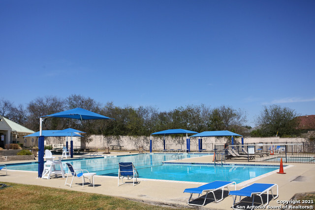Building Photo - 8514 Coppermine-