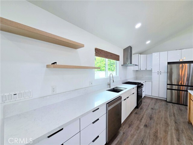 Building Photo - 3041 Yellowtail Dr