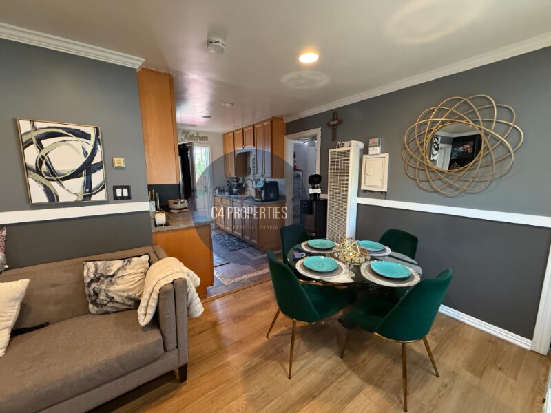 Building Photo - 315 Lado De Loma Dr