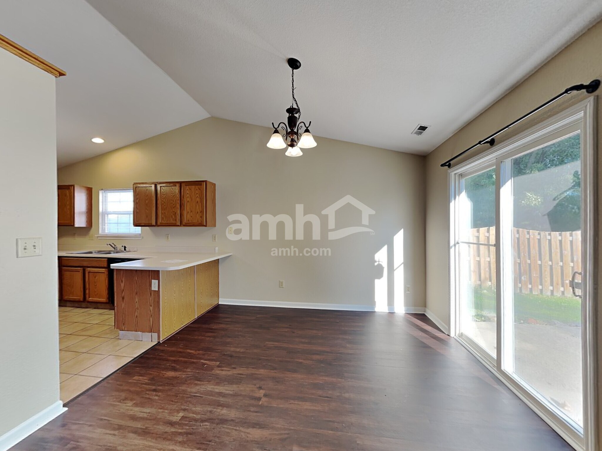 Building Photo - 7457 Kidwell Dr