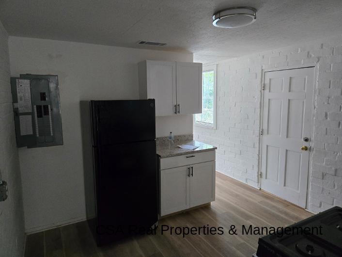 Building Photo - 4144 Briscoe St NW