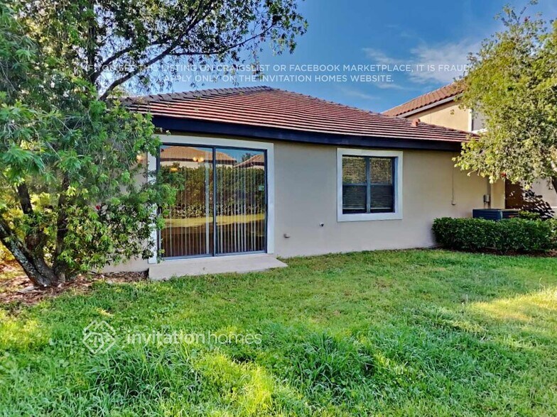 Building Photo - 20354 Chestnut Grove Dr