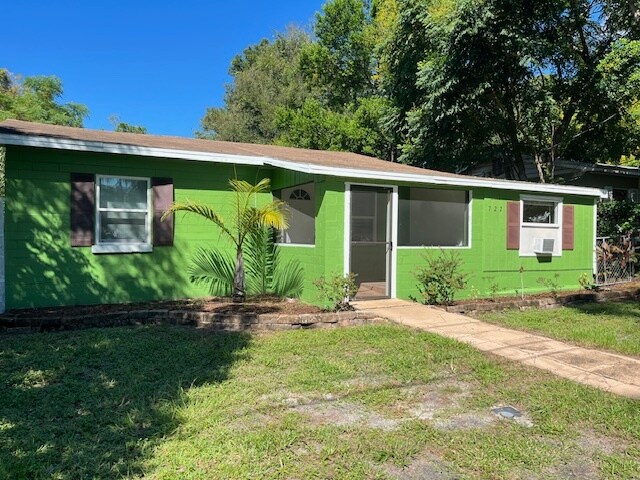 Primary Photo - 722 S Palmetto Ave
