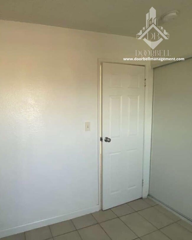 Building Photo - 24204 Clover Ave