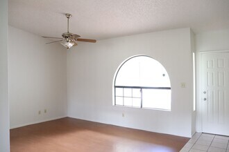 Building Photo - Freshly Painted