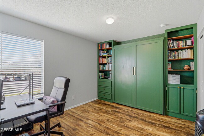 Building Photo - 14181 Tierra Halcon Dr