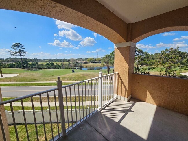 Building Photo - 560 Florida Club Blvd