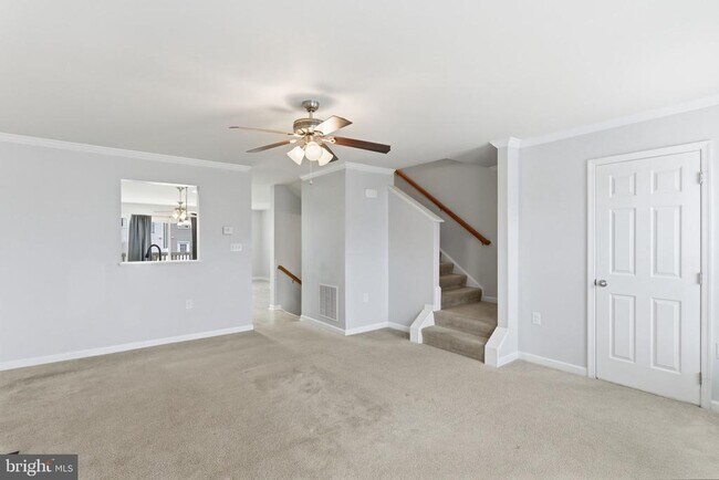 Building Photo - 37 Britania Ct