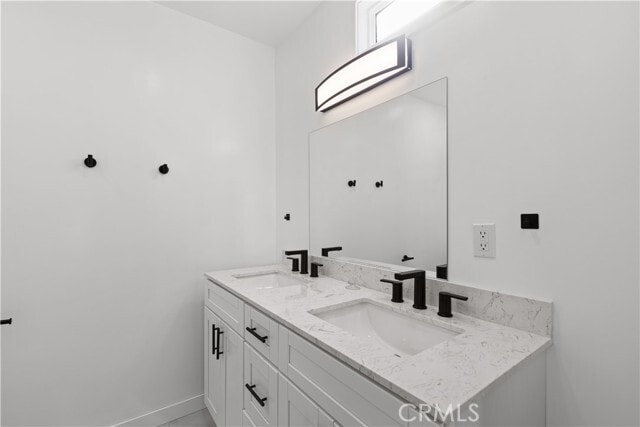 Building Photo - 4955 Alatar Dr