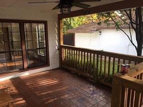 Building Photo - 2415 W 10th St