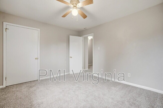 Building Photo - 4209 Dunning Rd