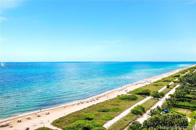 Building Photo - 9559 Collins Ave