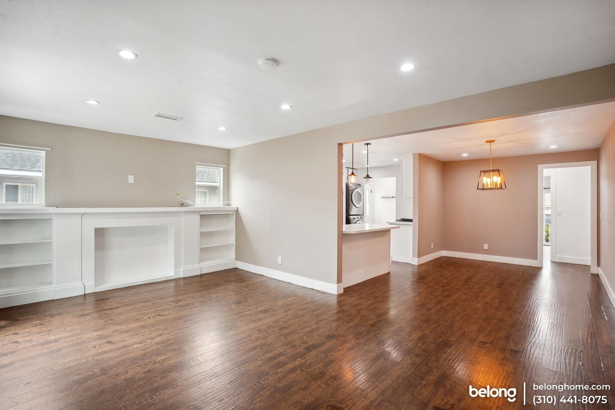 Building Photo - 1133 W 78th St