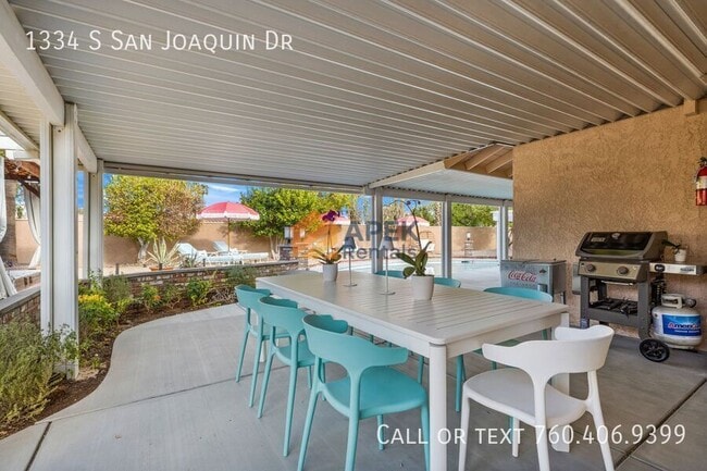 Building Photo - 1334 S San Joaquin Dr