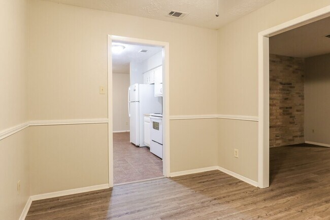 Building Photo - 4322 Enchantedgate Dr