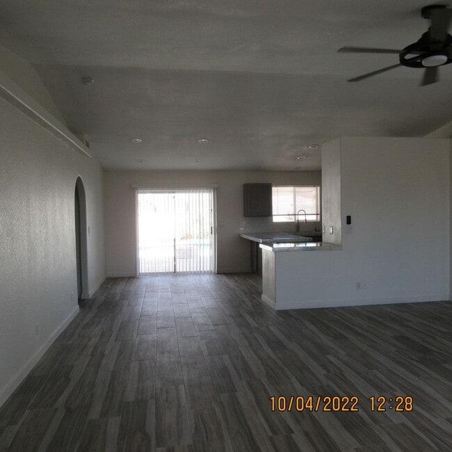 Building Photo - 970 San Juan Ln