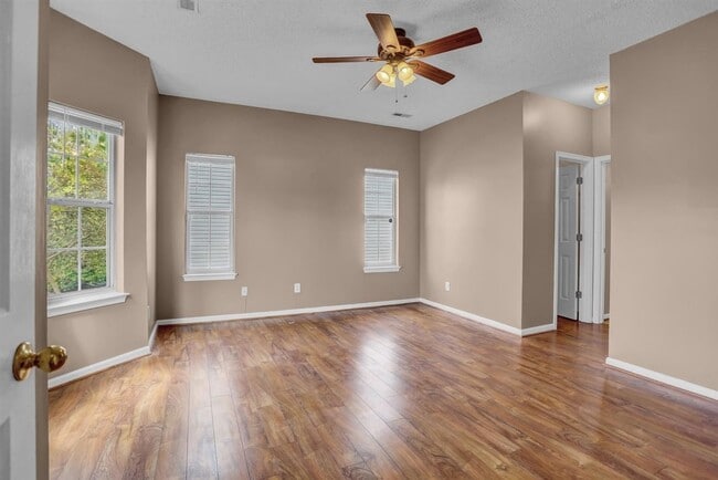 Building Photo - 2270 Timberlake Lane, Newport News, VA  23602