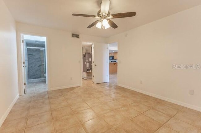 Building Photo - 6800 Placida Rd