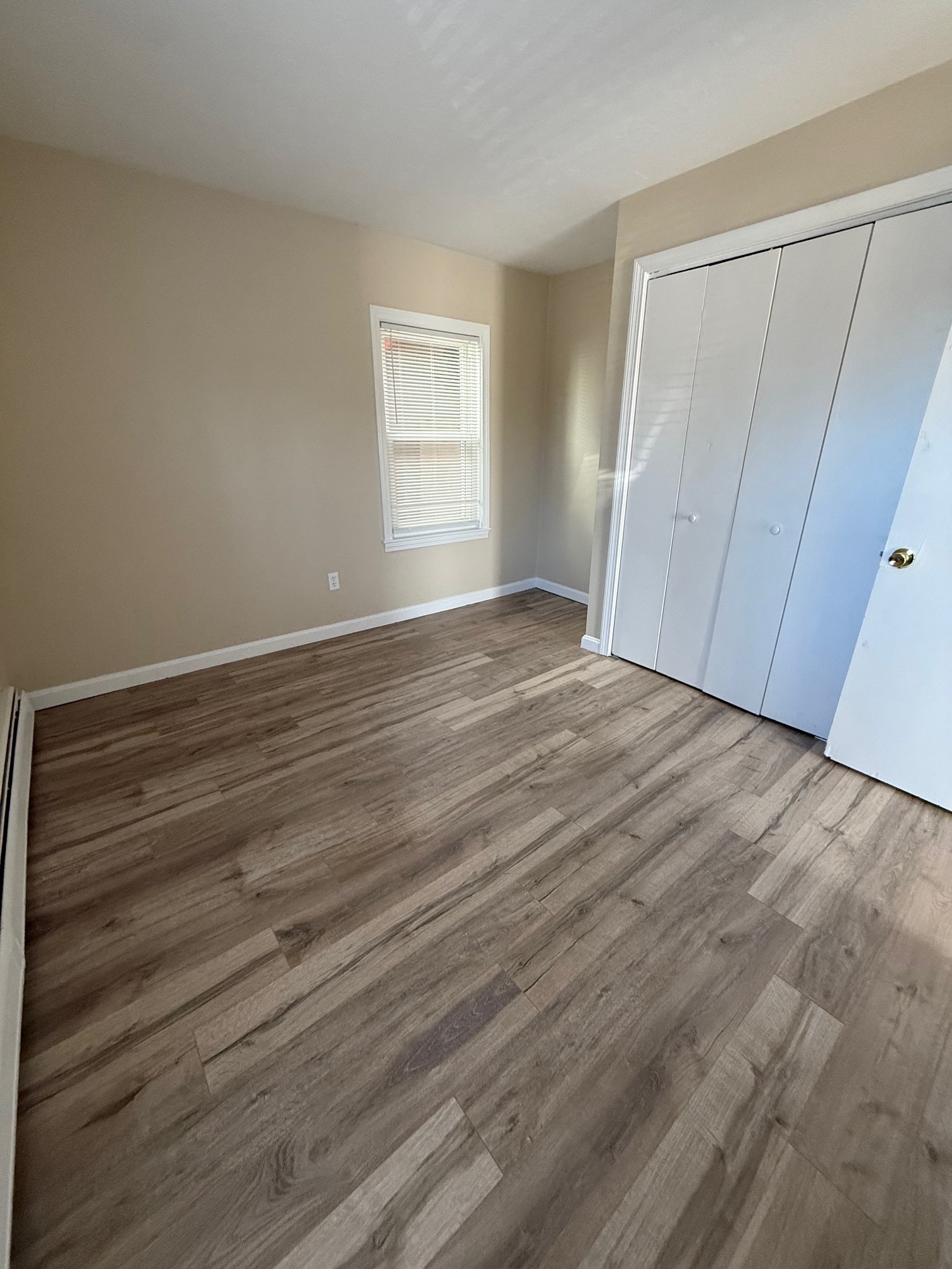 Bedroom - 1592 Main St
