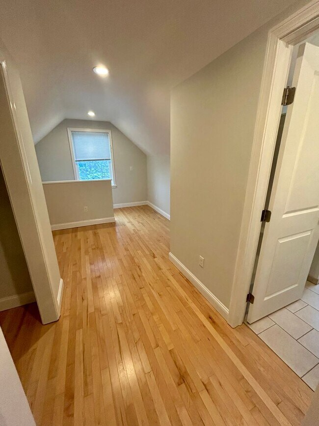 Building Photo - 118 Ashcraft Rd