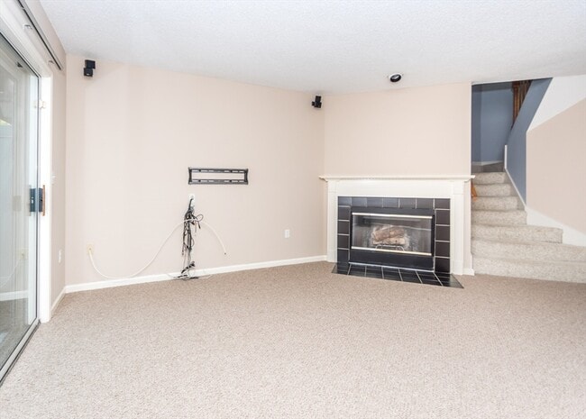 Building Photo - 285 Bishops Forest Dr