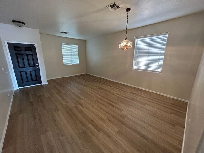 Building Photo - 6315 S 69th Glen