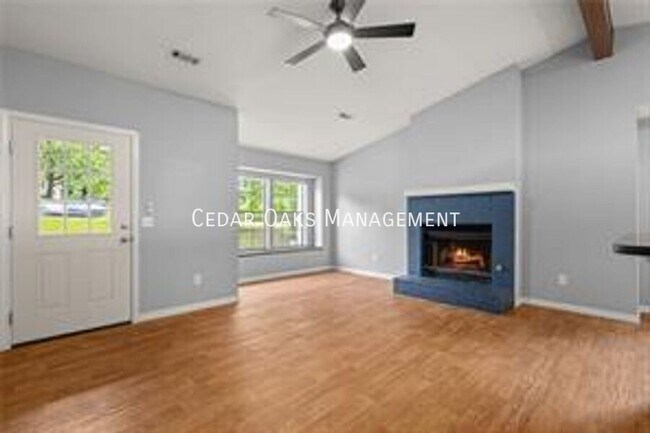 Building Photo - 1137 E Township St