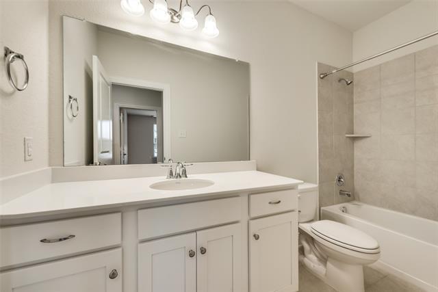 Building Photo - 6113 Brunswick Dr