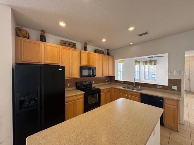 Building Photo - 5160 Regatta Dr