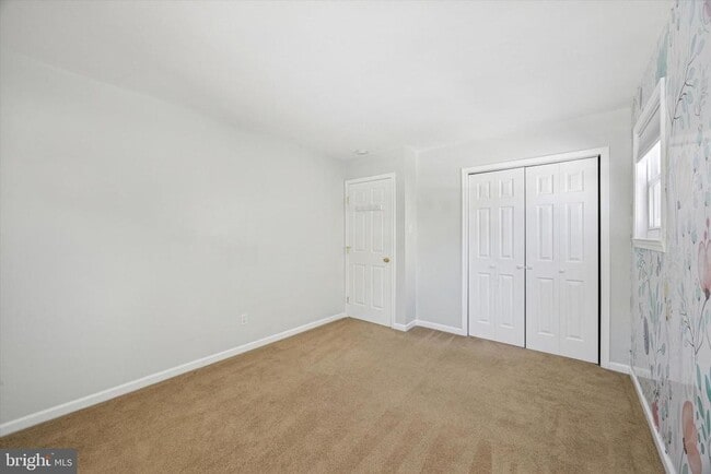 Building Photo - 318 Brentwood Ave