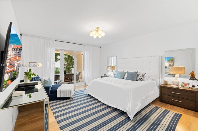 Building Photo - 19216 Fisher Island Dr