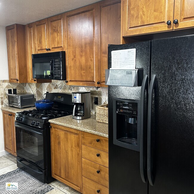 Building Photo - 1919 N 31st St