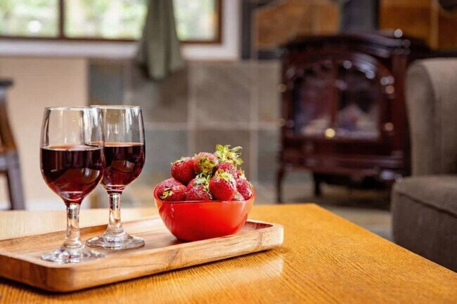 Building Photo - 513 Co Rd 672