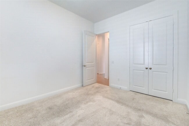 Building Photo - 625 Cape Capri Dr