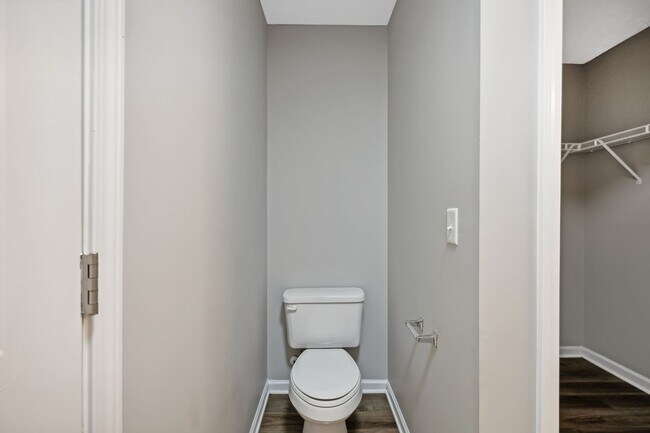 Building Photo - 118 Lancaster Gate Pl