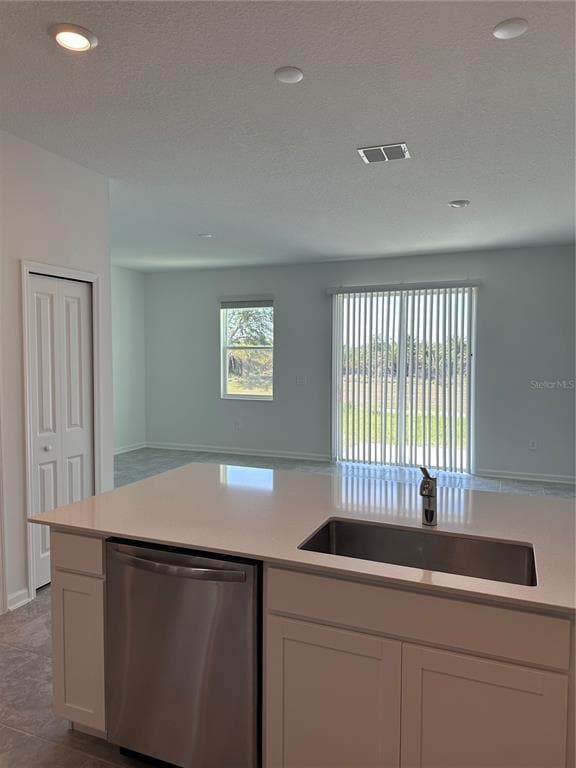 Building Photo - 3303 Laurent Lp