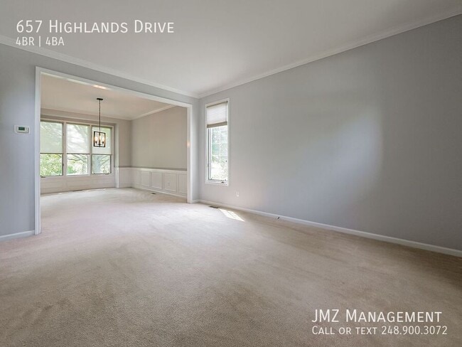 Building Photo - 657 Highlands Dr