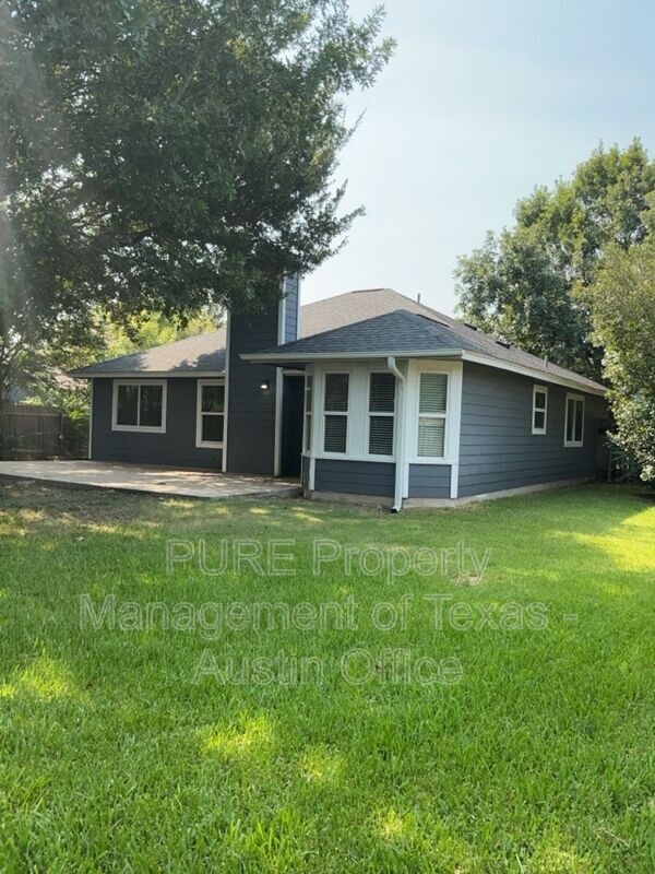 Building Photo - 103 Mockingbird Cove