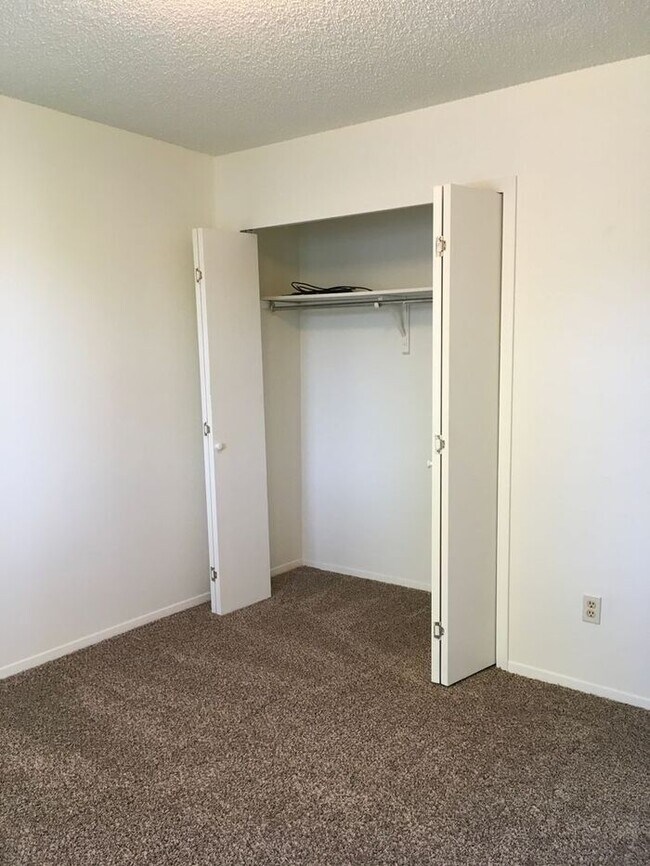 Building Photo - 3 Bedroom Home in SW Loveland!