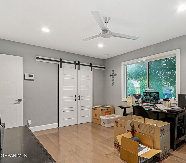 Building Photo - 9904 Monaco Dr