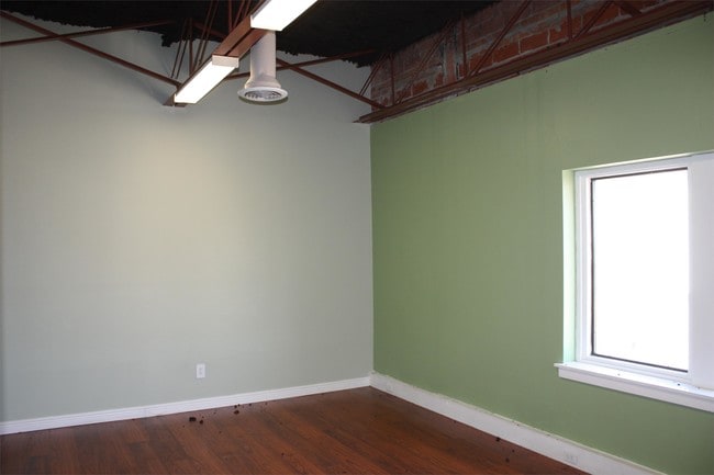 Building Photo - 509 Lawrence St