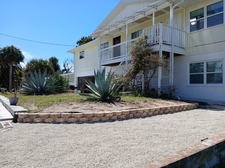 Building Photo - 309 Shore Rd