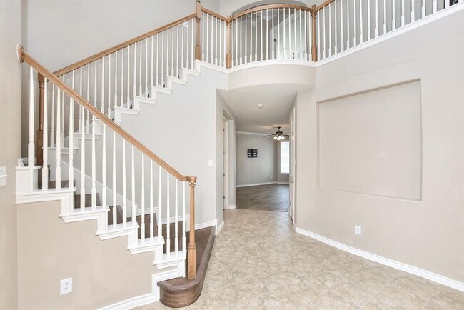 Building Photo - 1103 Cedar Elm Ln